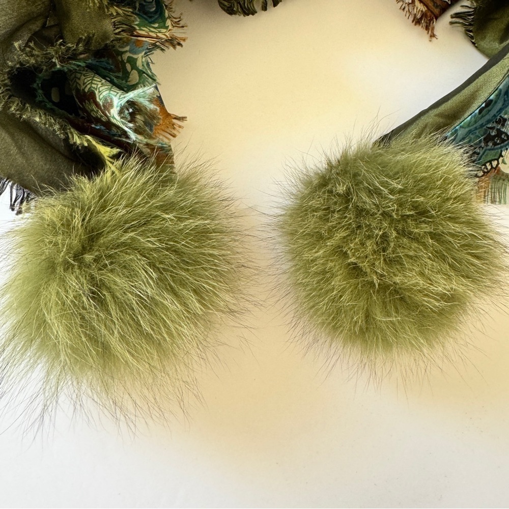 Scarf Ruffle Printed Solid Rabbit Fur Pom-Pom Green Made in France Art to Wear - Picture 6 of 12